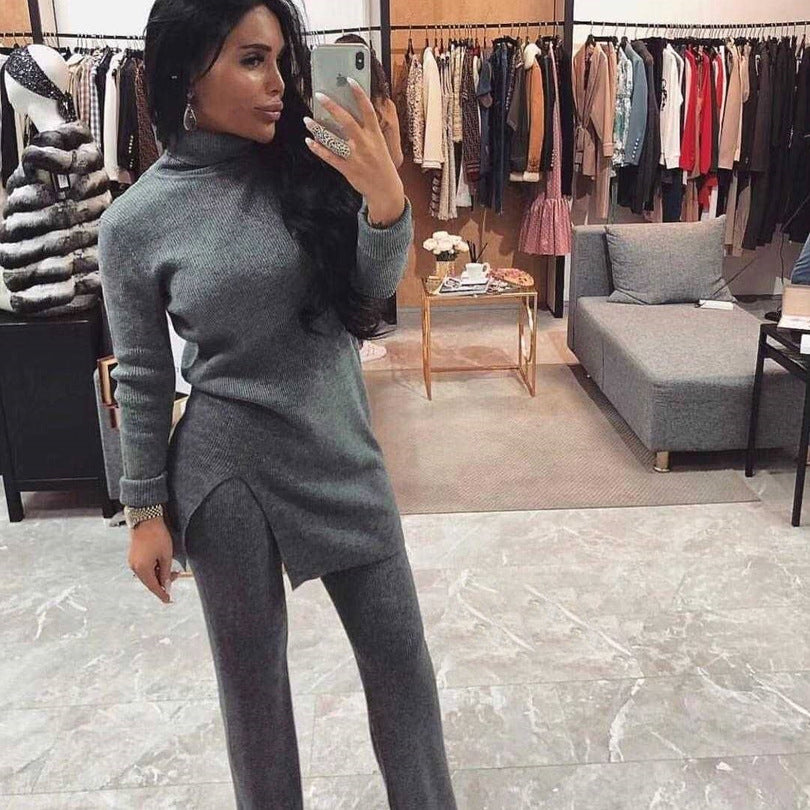 Women's solid color knitted suit