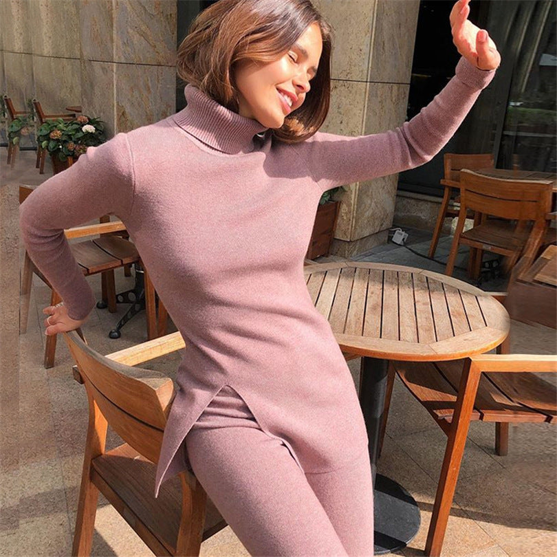 Women's solid color knitted suit