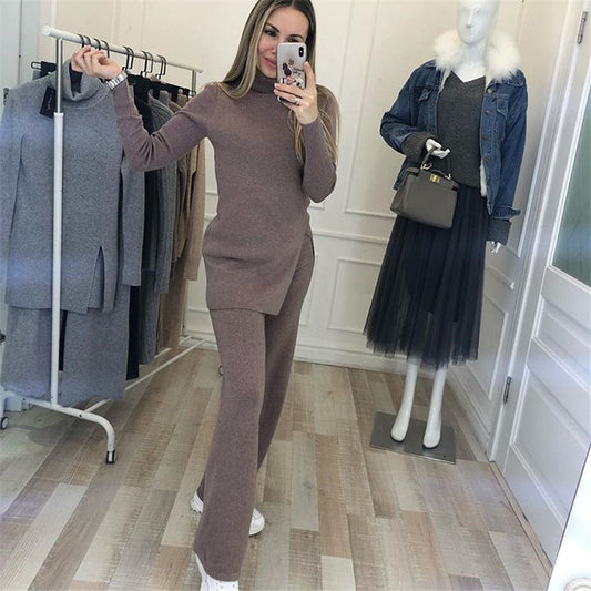Women's solid color knitted suit